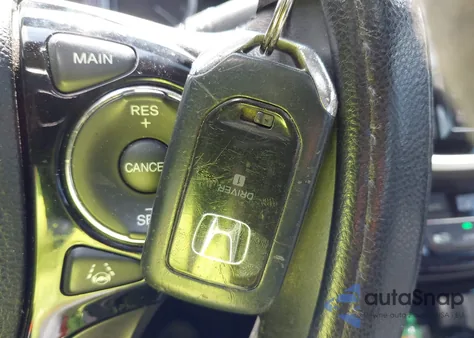 2016 Honda Accord Ex-L V-6 z USA, uszkodzony, nr VIN 1HGCR3F03GA002729